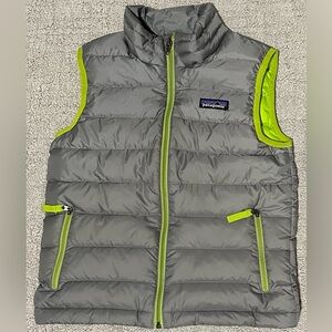 Patagonia Kids Down Sweater Vest (size 5/6)